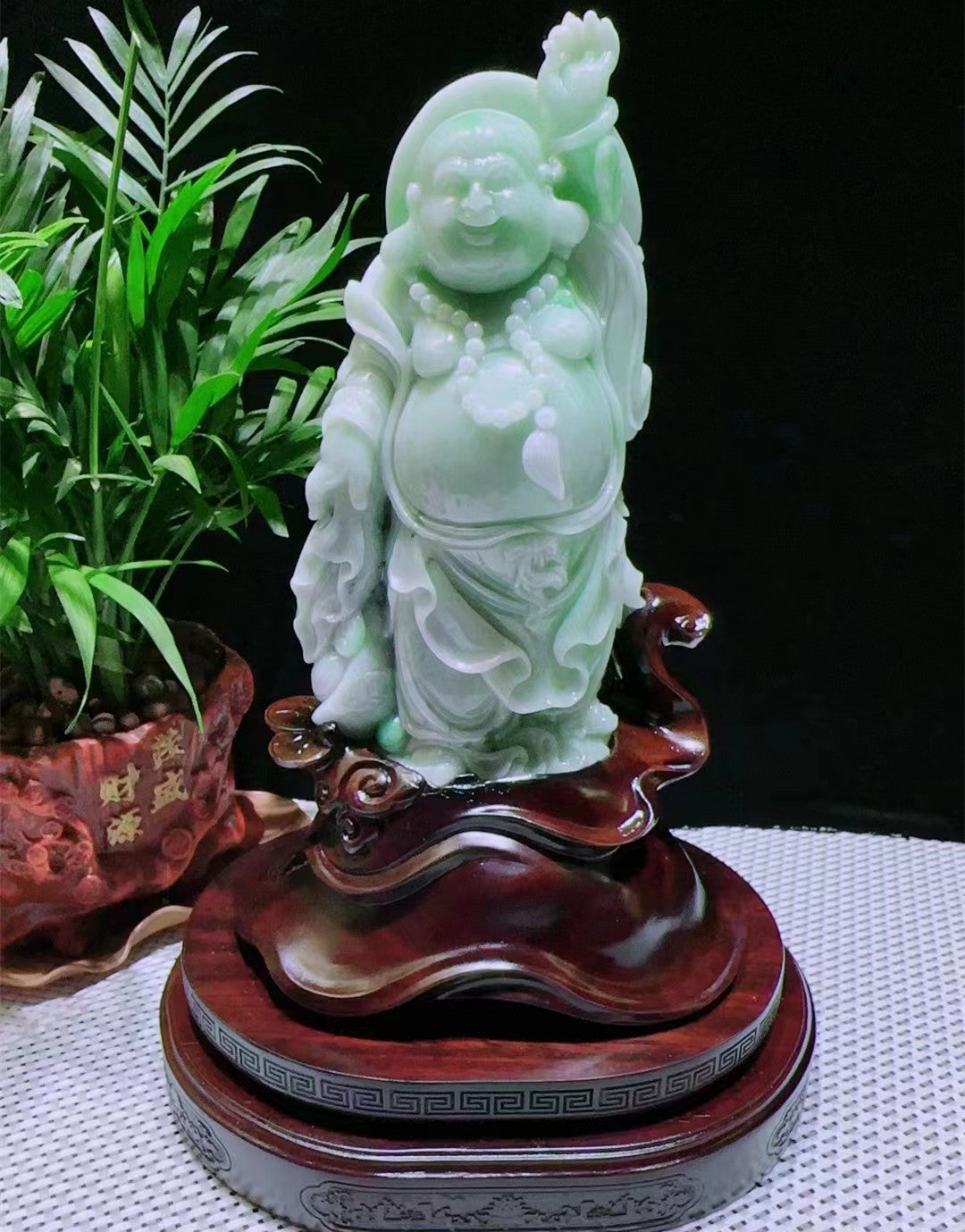 Buddha statuette Maitreya Milefo natural grade A jadeite from Burma, with certificate